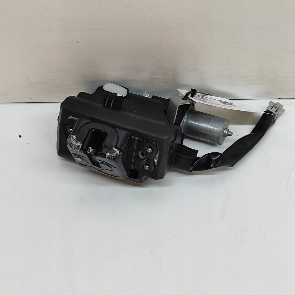 фото №6, Toyota bz4x 2024 замок крышки задний / багажника