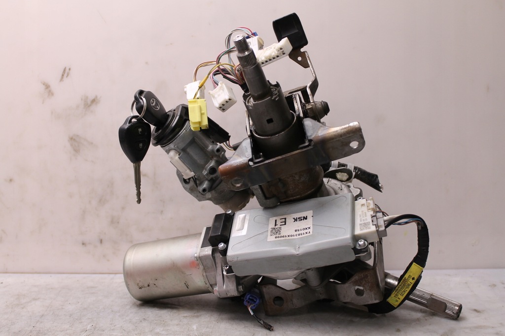 фото №1, Усилитель электрический замок зажигания ключ toyota iq