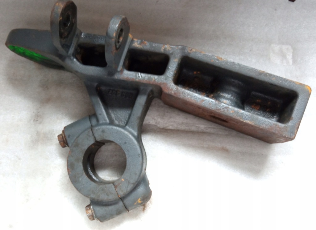 фото №1, Кронштейн стабилизатора mercedes actros mp2 mp3