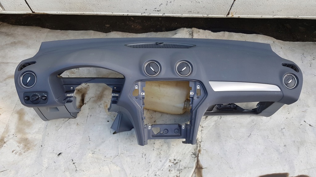 фото №1, Консоль ford mondeo mk4