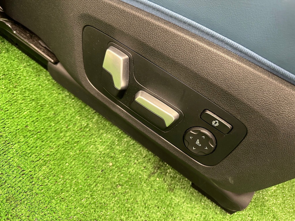 фото №6, Bmw m3 g80 середина обивка сиденья туннель заднее сиденье обшивки