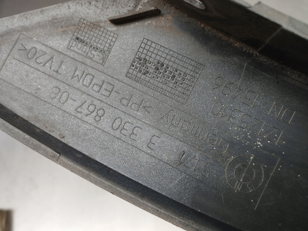 фото №8, Bmw x3 e83 накладка крила лівий задня 3330867 колір 354