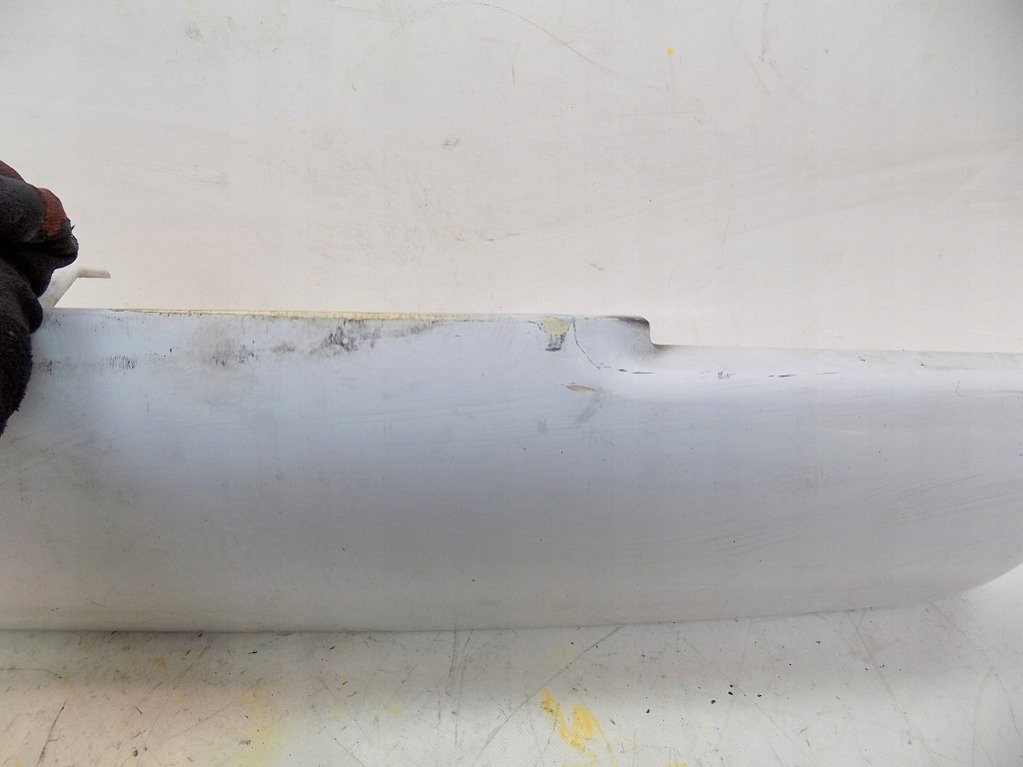 фото №5, Renault premium 420dci 02r кутик облицювання лівий