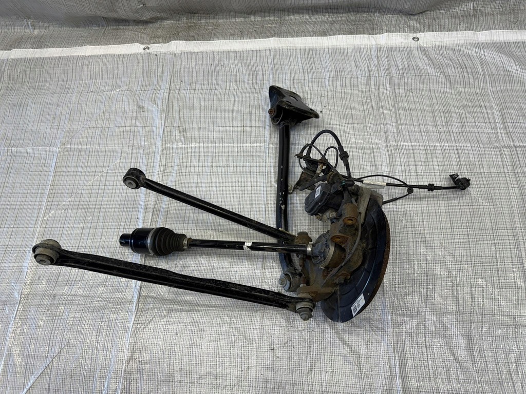 фото №1, Поворотный кулак задняя задняя правая 4x4 jeep compass ii compass - поворотный кулак