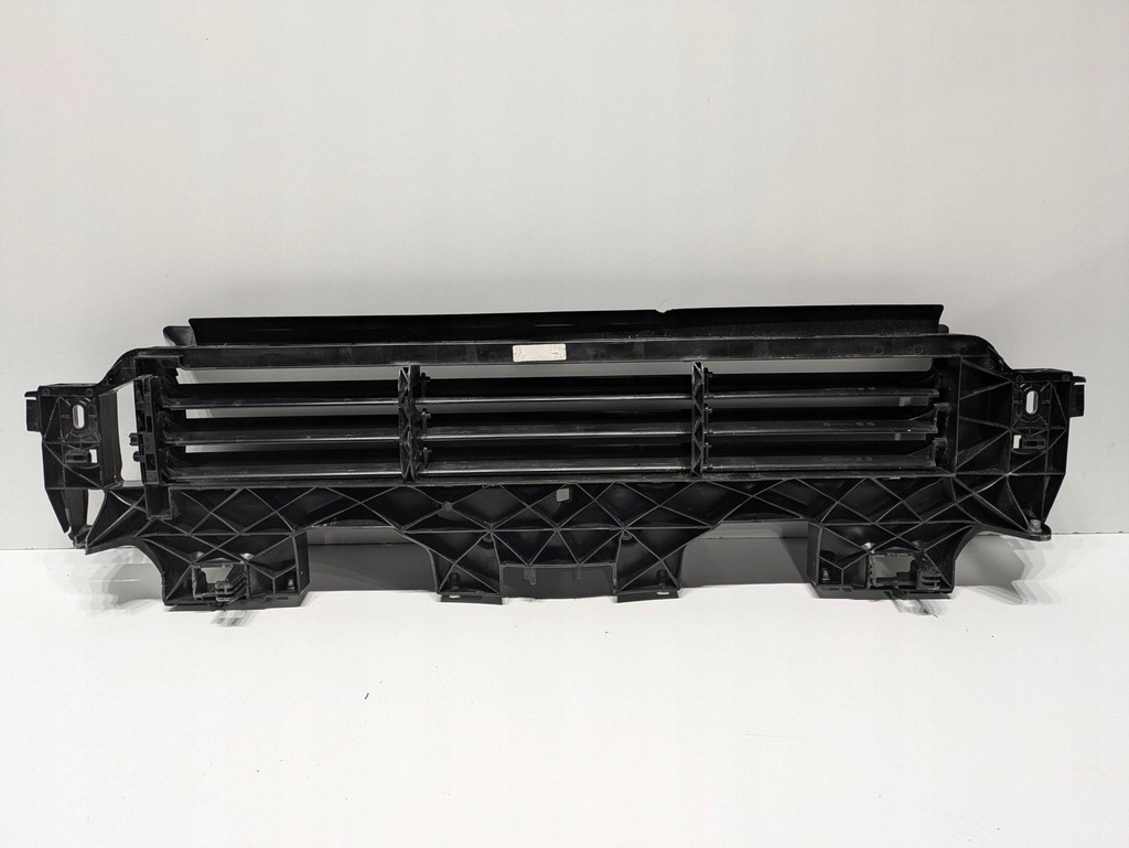 фото №1, Канал повітря перед audi e-tron 4ke807771