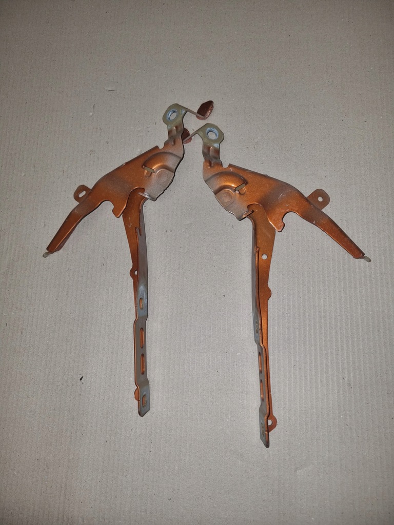 фото №8, Peuegot 2008 ii - петля капот правый lub левый