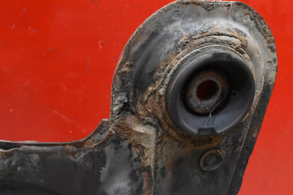 фото №5, Подрамник балка подрамник подрамник перед hyundai tucson 1 i 2.0 142 km lift 04-10