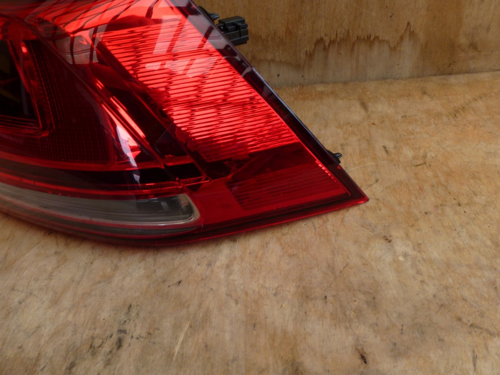 фото №3, Лампа задняя задняя правая vw golf vii valeo 5g0945096p