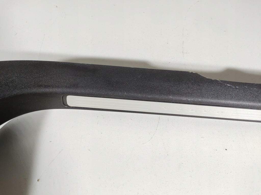 фото №7, Volvo v60 18r- молдинг накладка порог левая