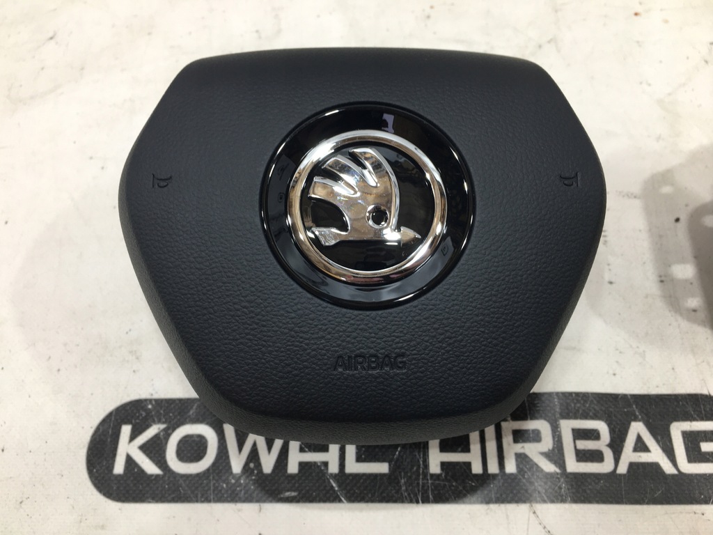 фото №7, Skoda enyaq 2020 приборная панель консоль подушка безопасности подушки безопасности ремни оригинал демонтаж