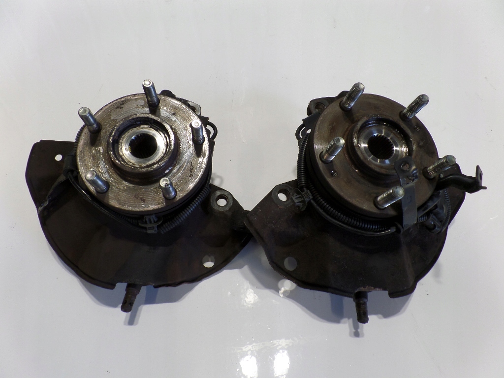 фото №1, Kia carens iii 2.0 crdi ступиця поворотний кулак передня