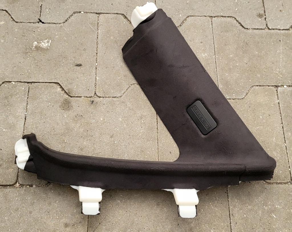 фото №1, Maserati levante обшивка защита стойка правая