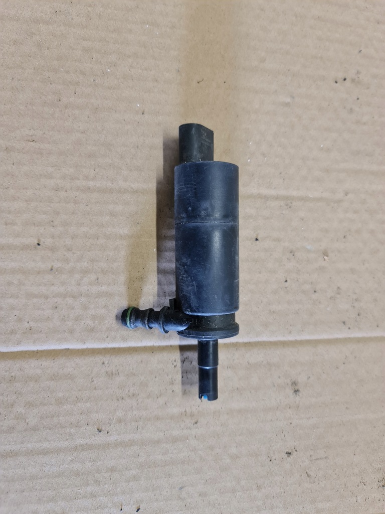 фото №1, Помпа омивача bmw 8377613