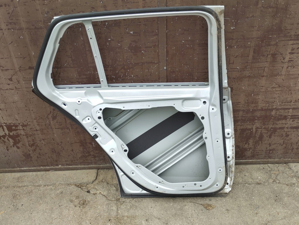 фото №11, Дверь левая задняя mercedes w213 kombi