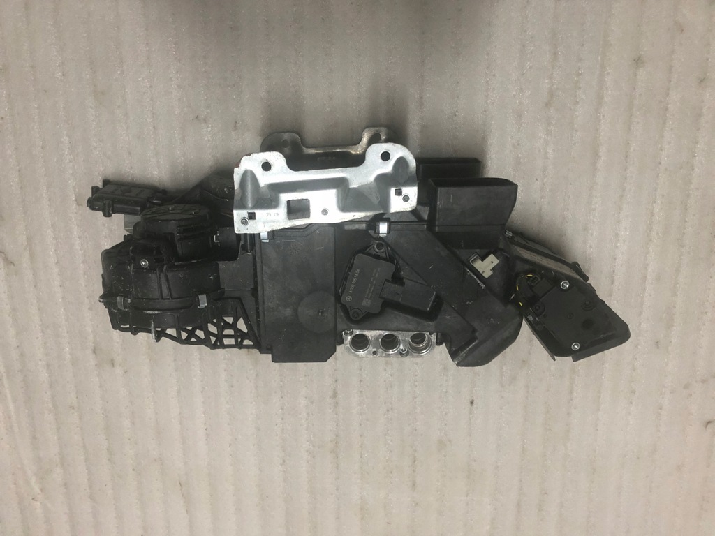 фото №1, Mercedes w222 обігрівач задня 2228309902