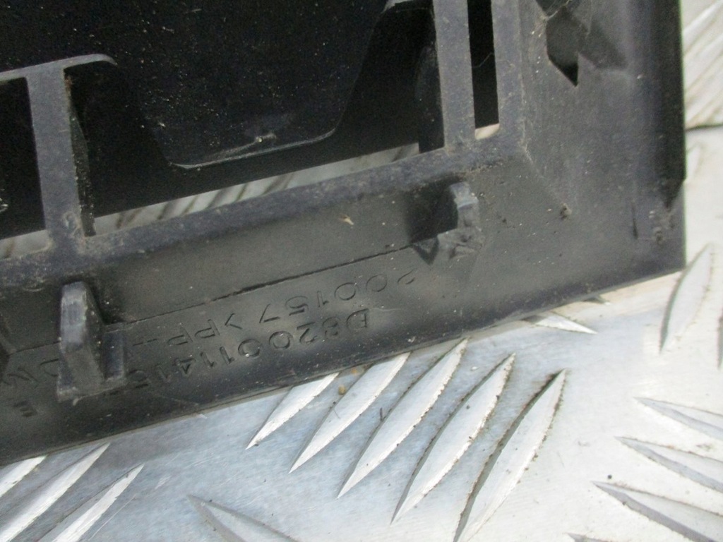 фото №3, Решётка бампера левая renault megane ii