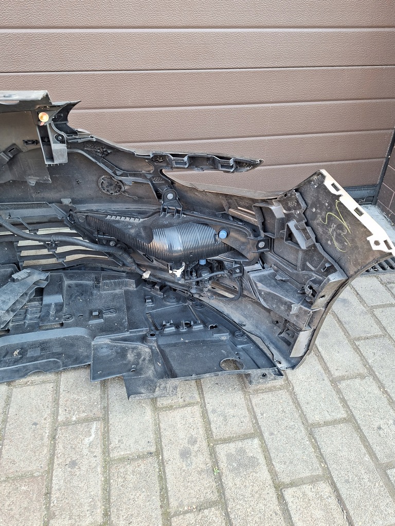 фото №11, Бампер перед передний renault megane iv kompletny