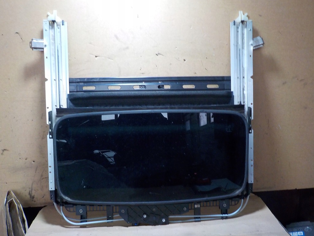 фото №1, Subaru legacy awd 2.0d люк