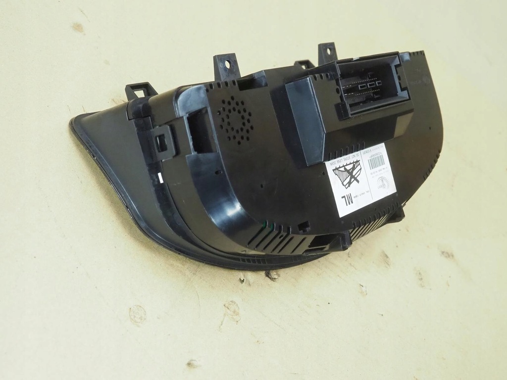 фото №14, Vw jetta golf v 5 счетчик приборная панель 1k0920861l europa