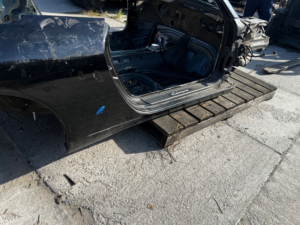 фото №9, Кузов рама комплектна піддон чверть porsche carrera 911 996 cabrio