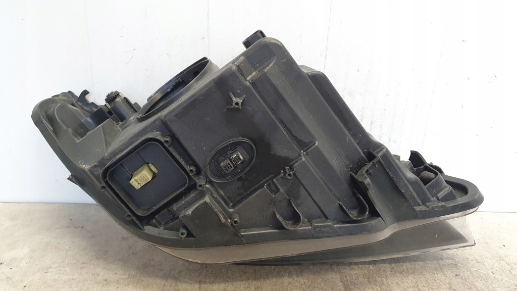 Bmw z4 e89 лампа перед ліва ксенон оригінал європа пошкоджена Ціна