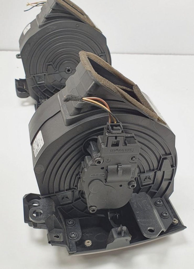 фото №7, Решётки обдув середина jaguar xf x250 8x2319k617ah