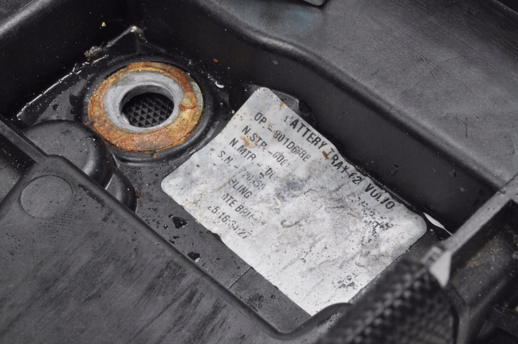 Volvo xc40 основание аккумулятор 32348533 Цена