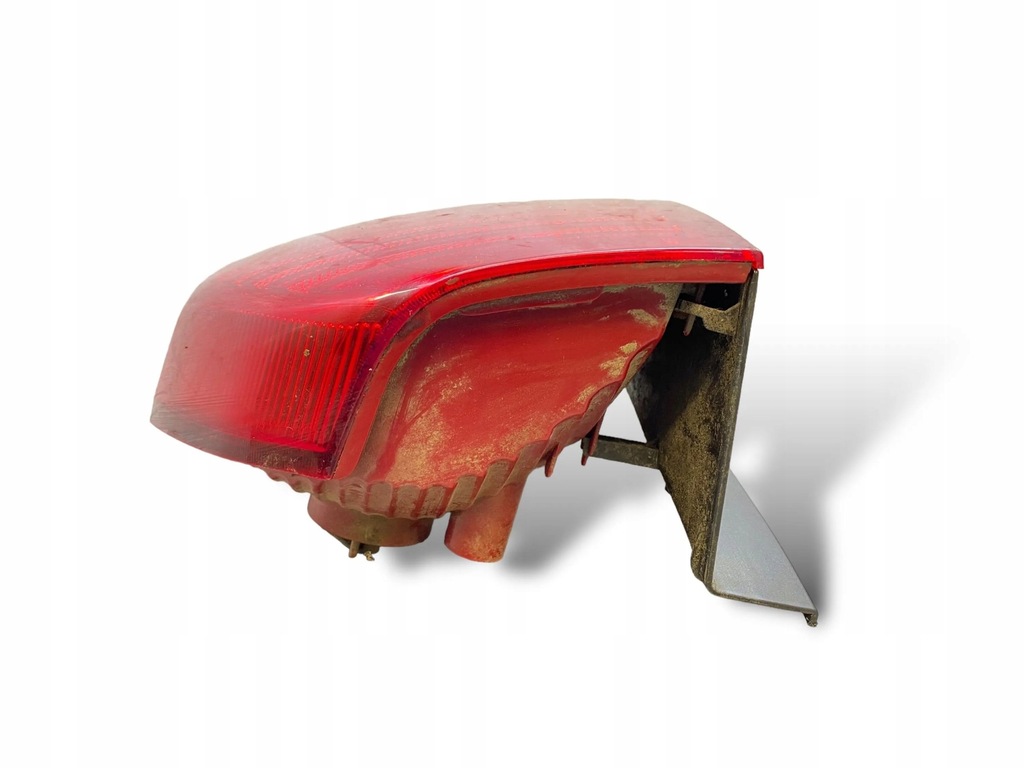 фото №10, Kia sportage 2008 права сторона лампа задня