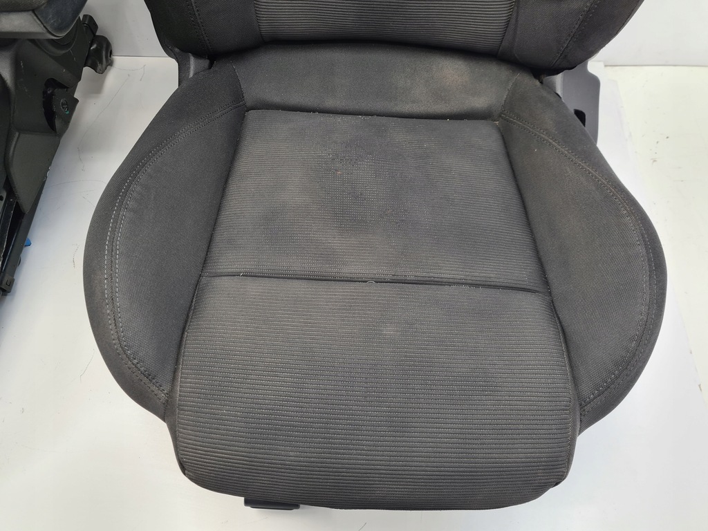 фото №3, Alfa romeo giulietta сиденья заднее сиденье