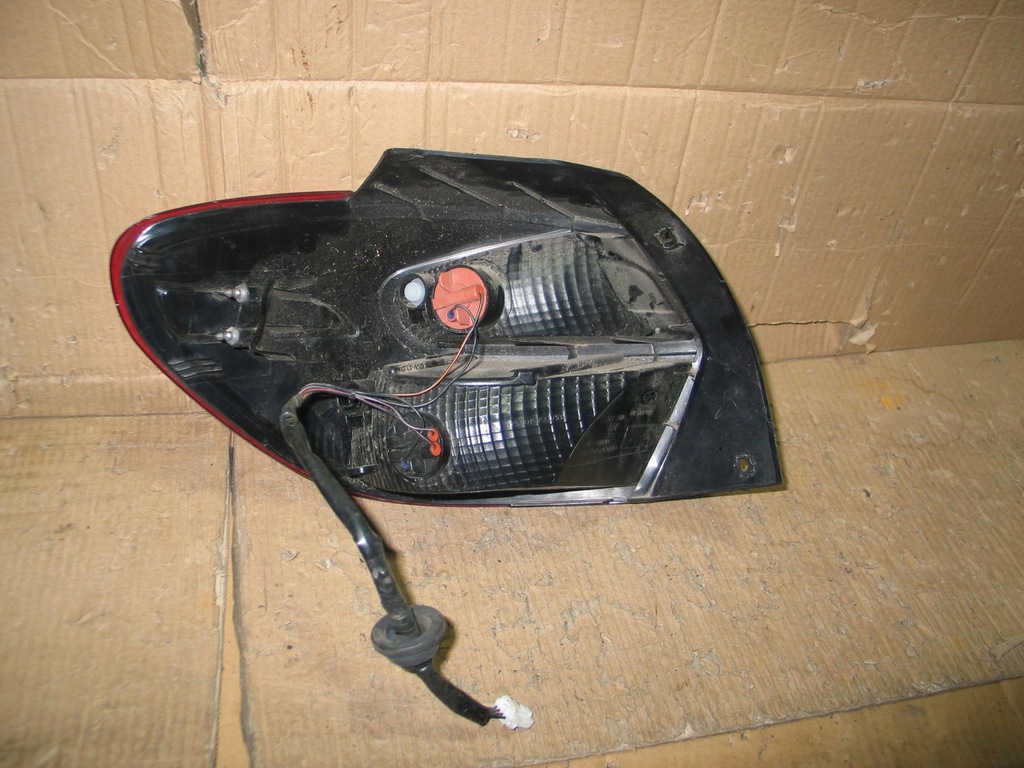 фото №12, Лампа правий задня задня hyundai i10 3 iii 19r.- 92402-k7000