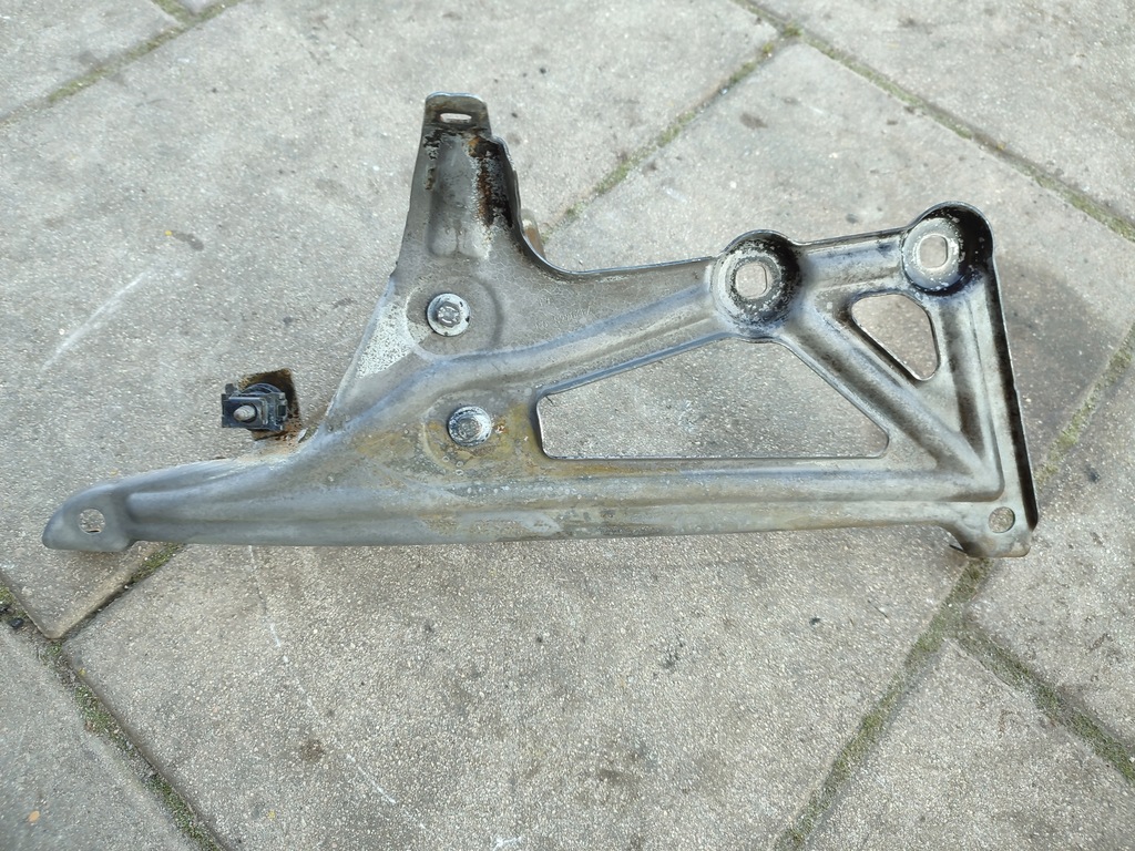 фото №13, Кронштейн крила передній перед лівий bmw x1 f48