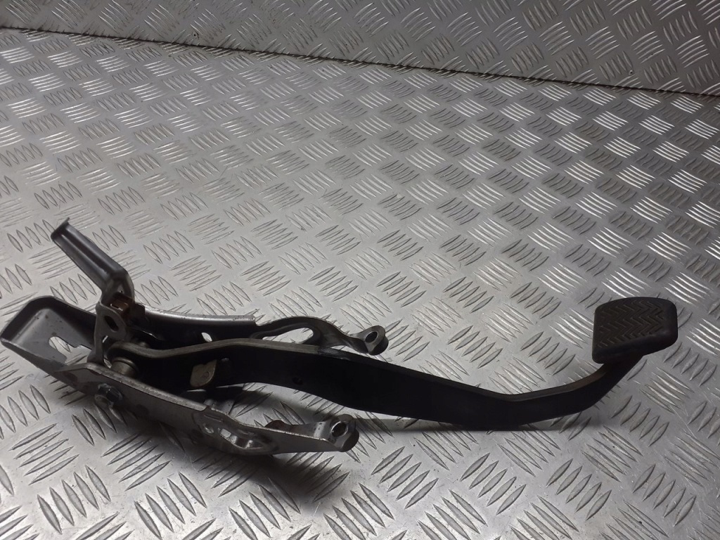 Купить Педаль тормоза toyota corolla e15 1.4 d4d