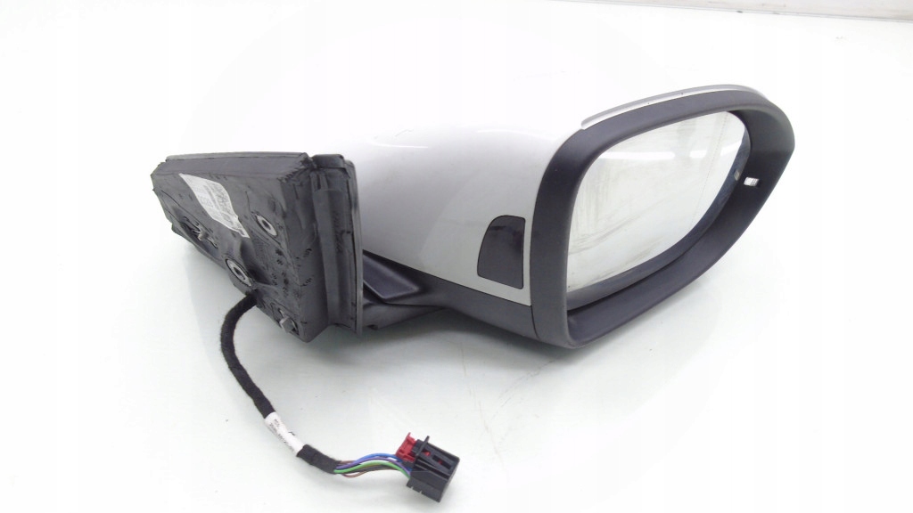 фото №7, Зеркало правое vw taigo 11 pin lc9a