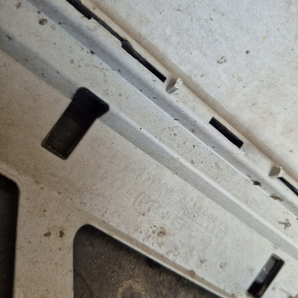 фото №10, Ford focus iii 3 mk3 hb rs lift 14-18 бампер задняя задний pdc