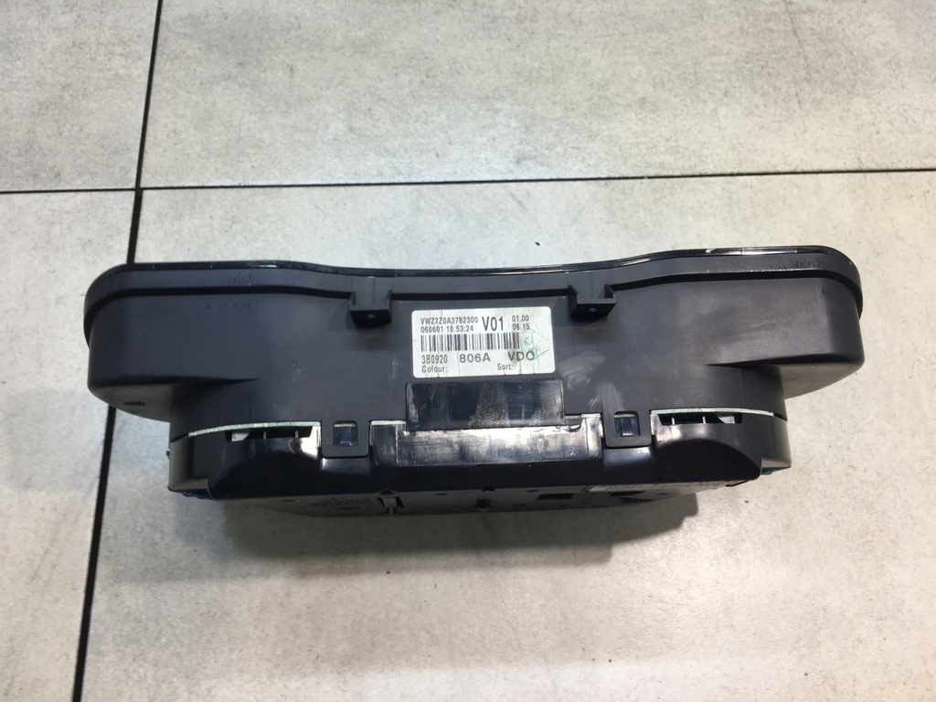 фото №6, Счетчик приборы vw passat b5 fl 1.9 tdi 3b0920806a