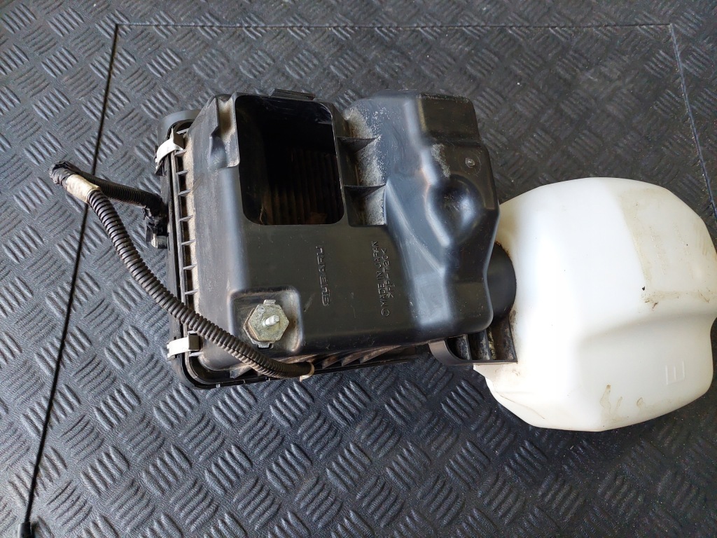 фото №5, Корпус фільтра повітря витратомір subaru xv i crosstrek 2.0 d