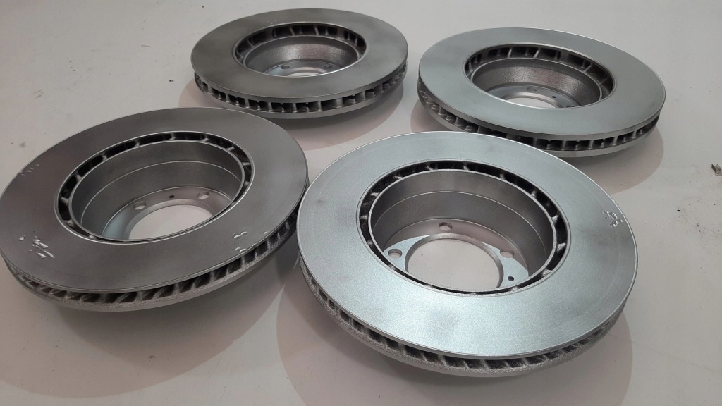 фото №11, Panamera 971 3.0 тормоза прижим тормозные диски тормозные колодки