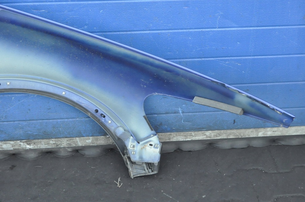 фото №11, Volvo c30 крила лівий передній przed lift молдинг