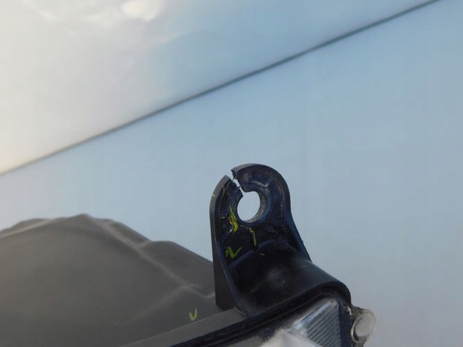 фото №2, Dodge ram 13- фара правый