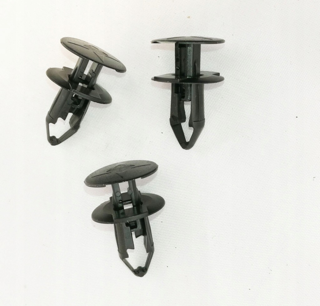 Клипса защита двигателя подкрылок renault dacia оригинал 054000001r в Украине