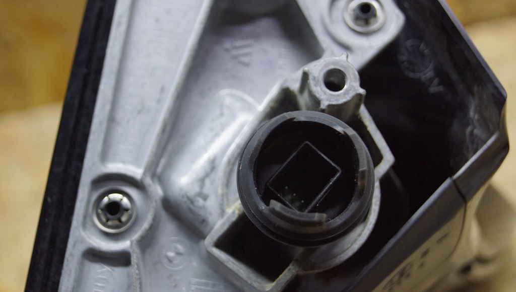 фото №11, Зеркало правое bmw e93 m-pakiet 3 pin 475