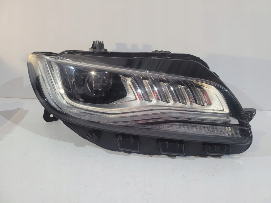 Купити Lincoln mkz - лампа ксенон led - r 13597