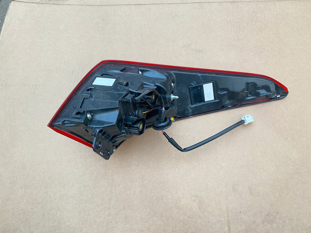 фото №5, Lexus es 300 18- лампа задня права led europa