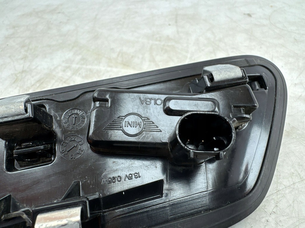 фото №7, Mini one - cooper f56 f55 2024 поворотник крила передній