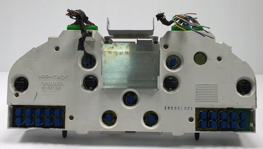 Панель obrotomierz volvo v70 1 9148926 9168138 европа в Украине