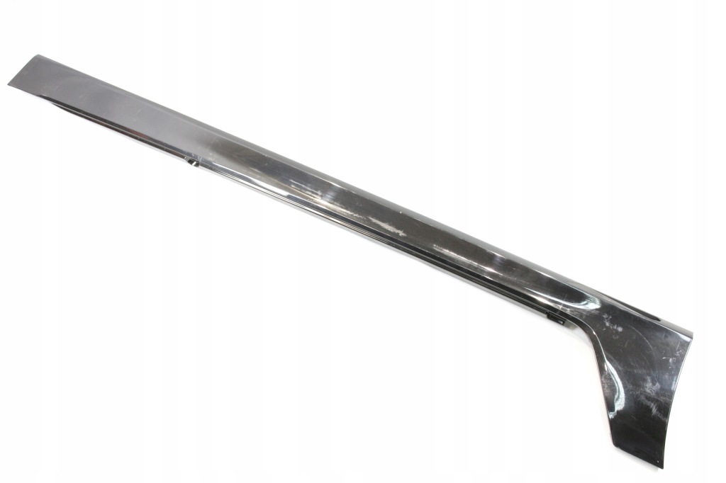 фото №1, Молдинг порог левая коврик świetlny light bmw g32 6gt 475 blacksapphire