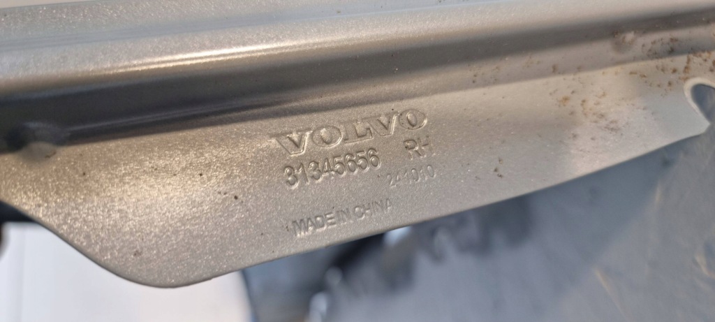 Крыло  перед правый  volvo ex30 с Разборки