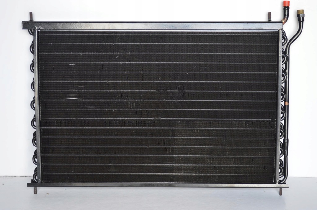фото №1, Радиатор кондиционера aston martin aml89-64364