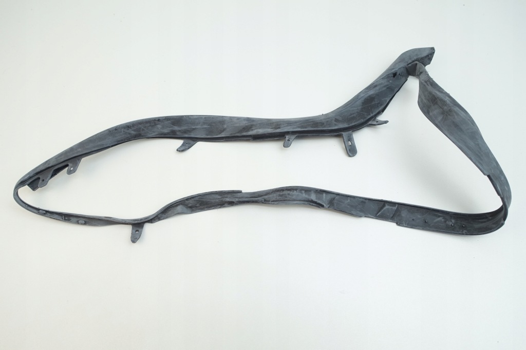 Купити Прокладка фара правого omega b 9193430