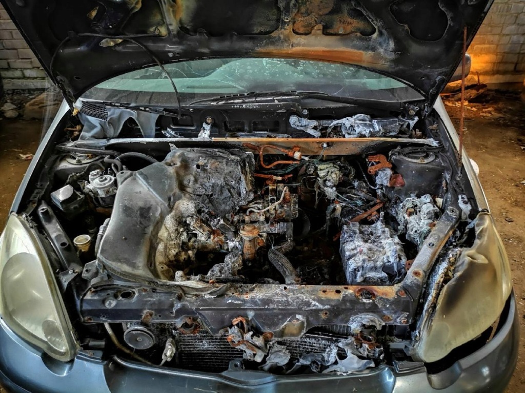 Toyota yaris модуль управление двери 2004 1.4l 859800d050 85980-0d050, mb с Разборки